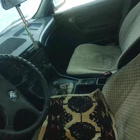 BMW 525 1988