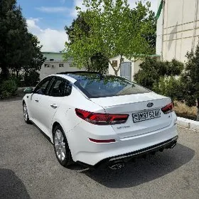 Kia Optima 2019
