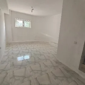 Arenda Podwal Täze Gurtly