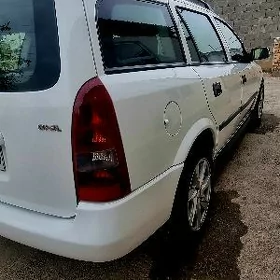 Opel Astra 2003