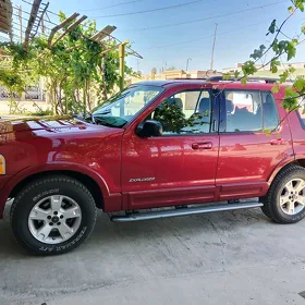 Ford Explorer 2004