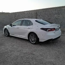 Toyota Camry 2022