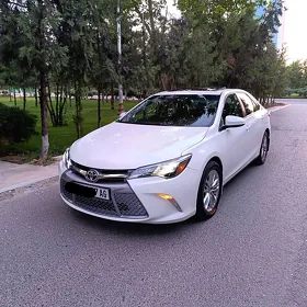 Toyota Camry 2017