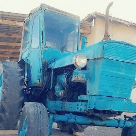 MTZ T-28 1990