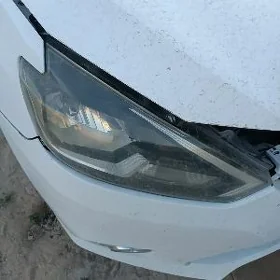 nissan sentra fara19
