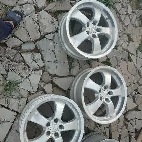 dyska 18