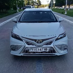 Toyota Camry 2022