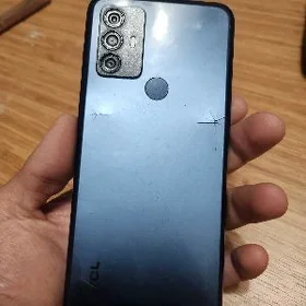 TCL 30SE