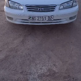 Toyota Camry 1999