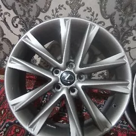 diska Lexus