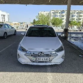Hyundai Elantra 2020