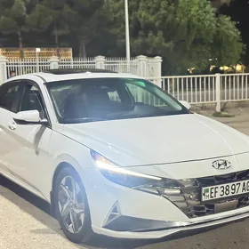 Hyundai Elantra 2020