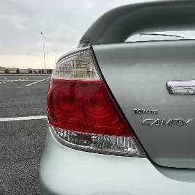 Toyota Camry 2005