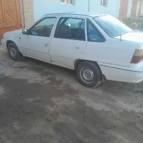 Daewoo Nexia 2000