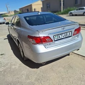 Lexus ES 350 2011