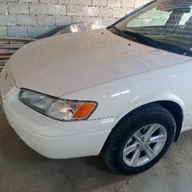 Toyota Camry 1999