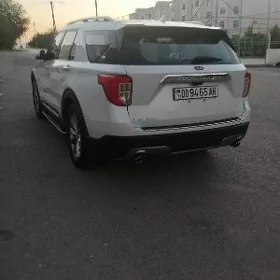 Ford Explorer 2021