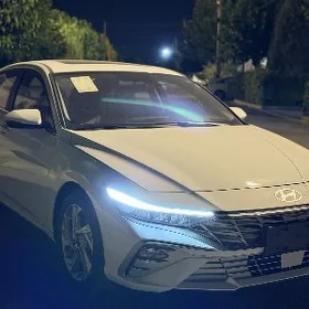 Hyundai Elantra 2026