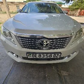 Toyota Camry 2013
