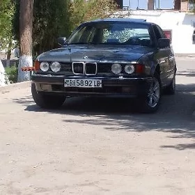 BMW 7 Series 1990