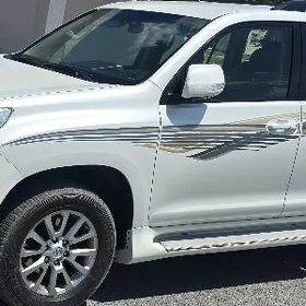 Toyota Land Cruiser Prado 2010