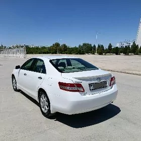 Toyota Camry 2010