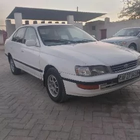 Toyota Corona 1995