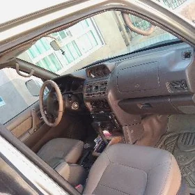 Mitsubishi Montero 1998