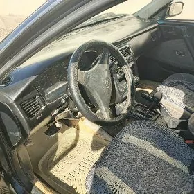 Toyota Corona 1992