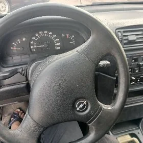 Opel Vectra 1992