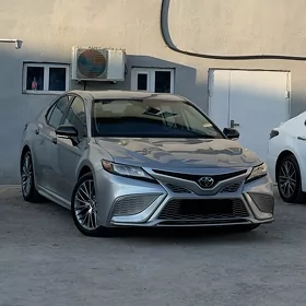 Toyota Camry 2022