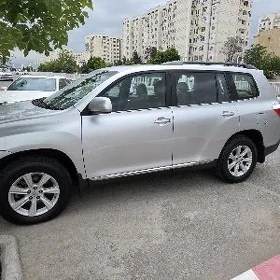 Toyota Highlander 2011