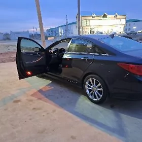 Hyundai Sonata 2013