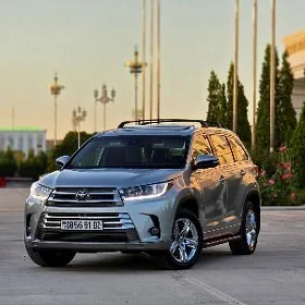 Toyota Highlander 2018