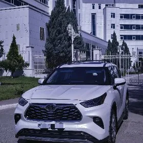 Toyota Highlander 2020