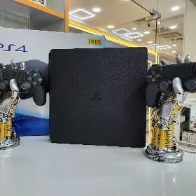 Playstation 4 Slim
