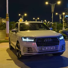 Audi Q7 2017