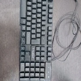 rgb t-volv klawutura