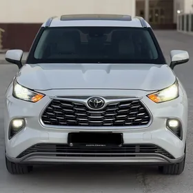 Toyota Highlander 2020