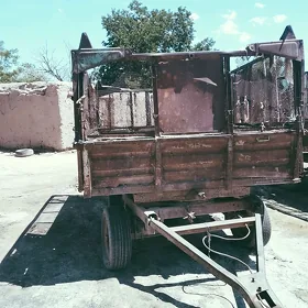 MTZ T-28 1990