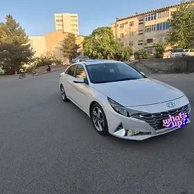 Hyundai Elantra 2021