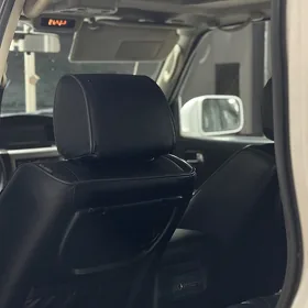 Nissan Patrol 2010