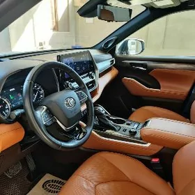 Toyota Highlander 2021