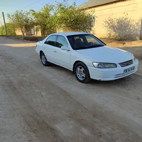 Toyota Camry 1997