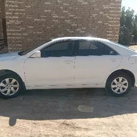 Toyota Camry 2010