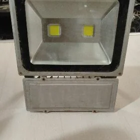 Прожектор Projector