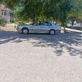 BMW 525 1992