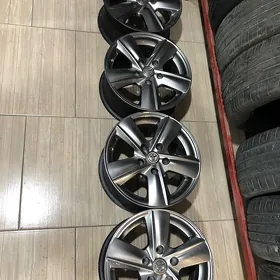 Camry R15
