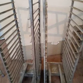нержавейки 2 тележки на колёса