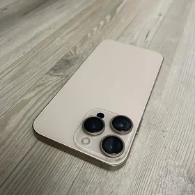 iphone 11 den 16  Owrulen